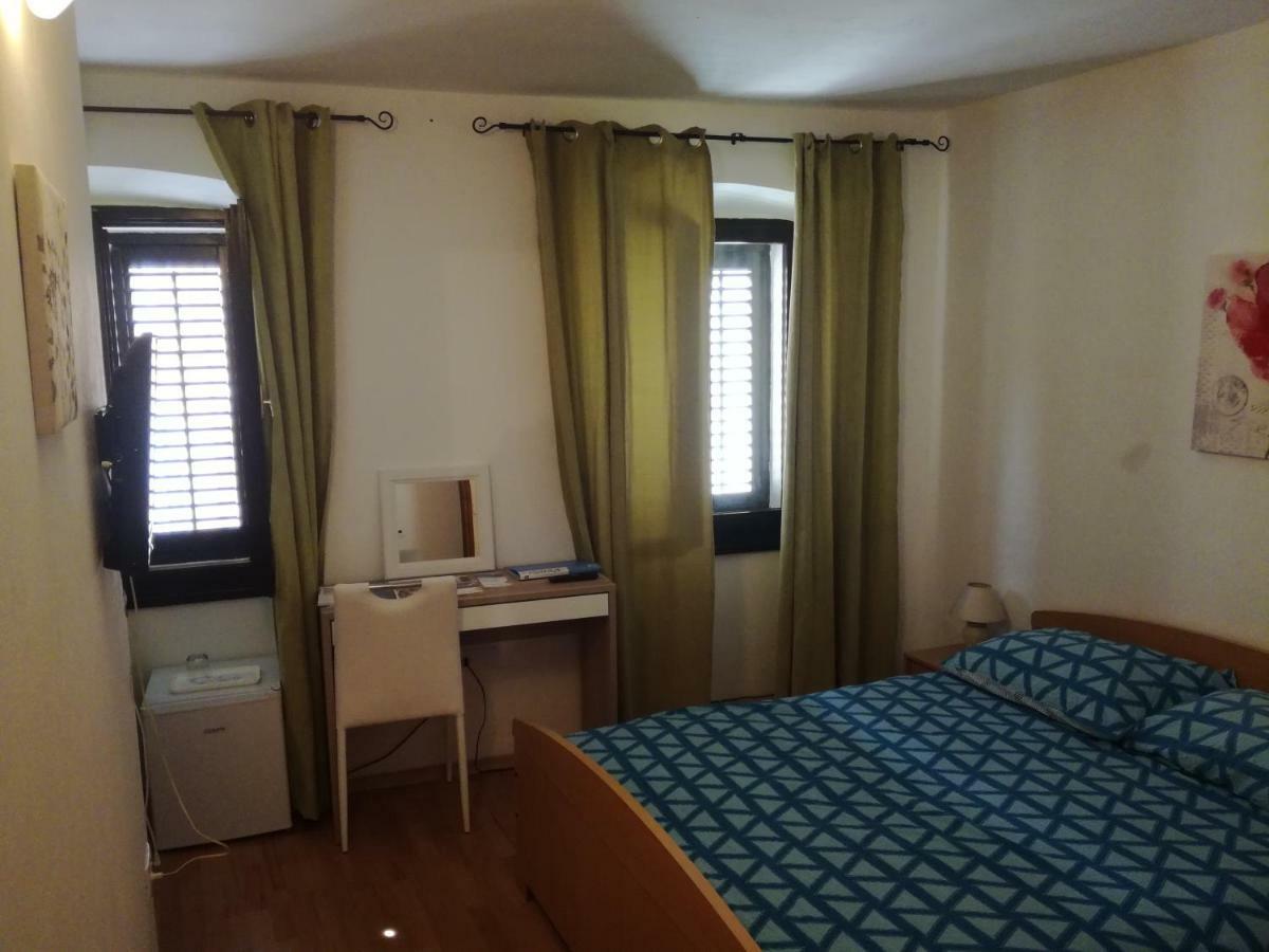 Guest House Kvartin Умаг Экстерьер фото